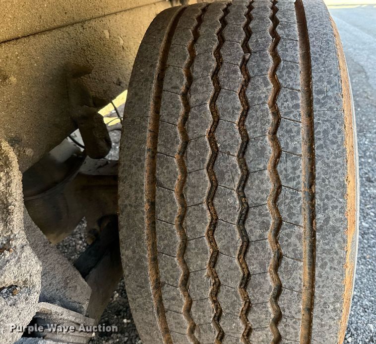 image for item DO2584 2013 AutoCar Xpeditor refuse truck