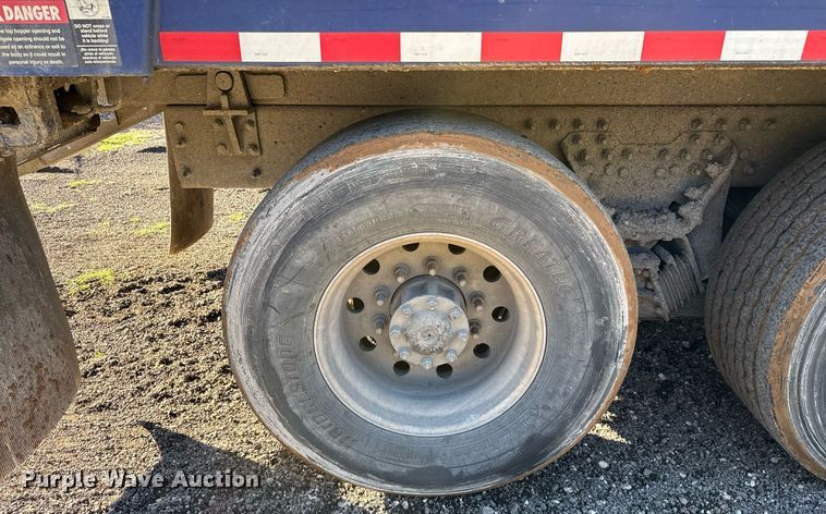 image for item DO2584 2013 AutoCar Xpeditor refuse truck