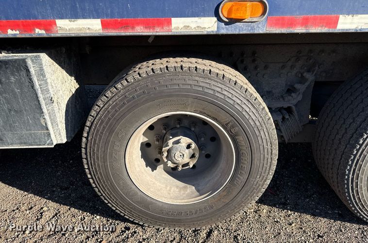 image for item DO2584 2013 AutoCar Xpeditor refuse truck