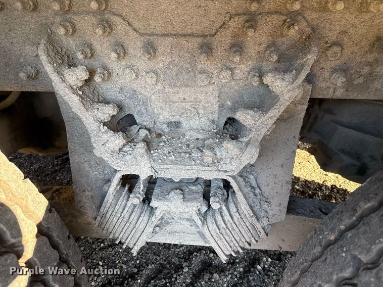 image for item DO2584 2013 AutoCar Xpeditor refuse truck