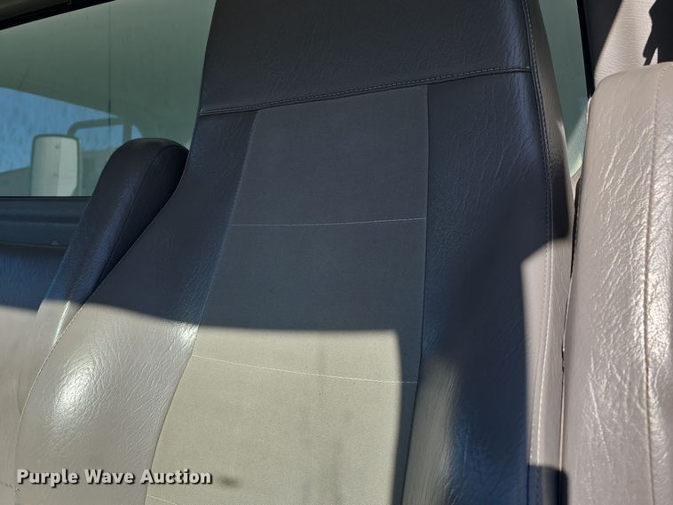 image for item DQ5354 2020 Freightliner Business Class M2 box truck