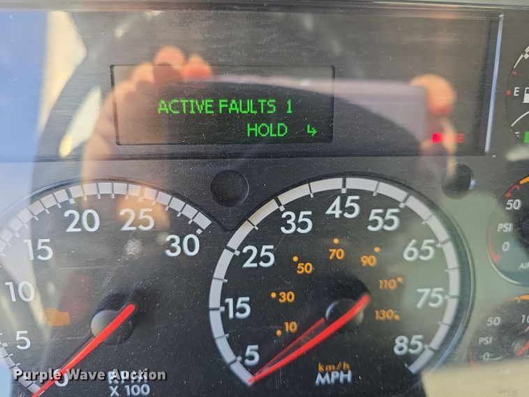 image for item DQ5354 2020 Freightliner Business Class M2 box truck