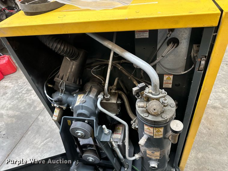 image for item DQ6563 2011 Kaeser  SFC11 air compressor