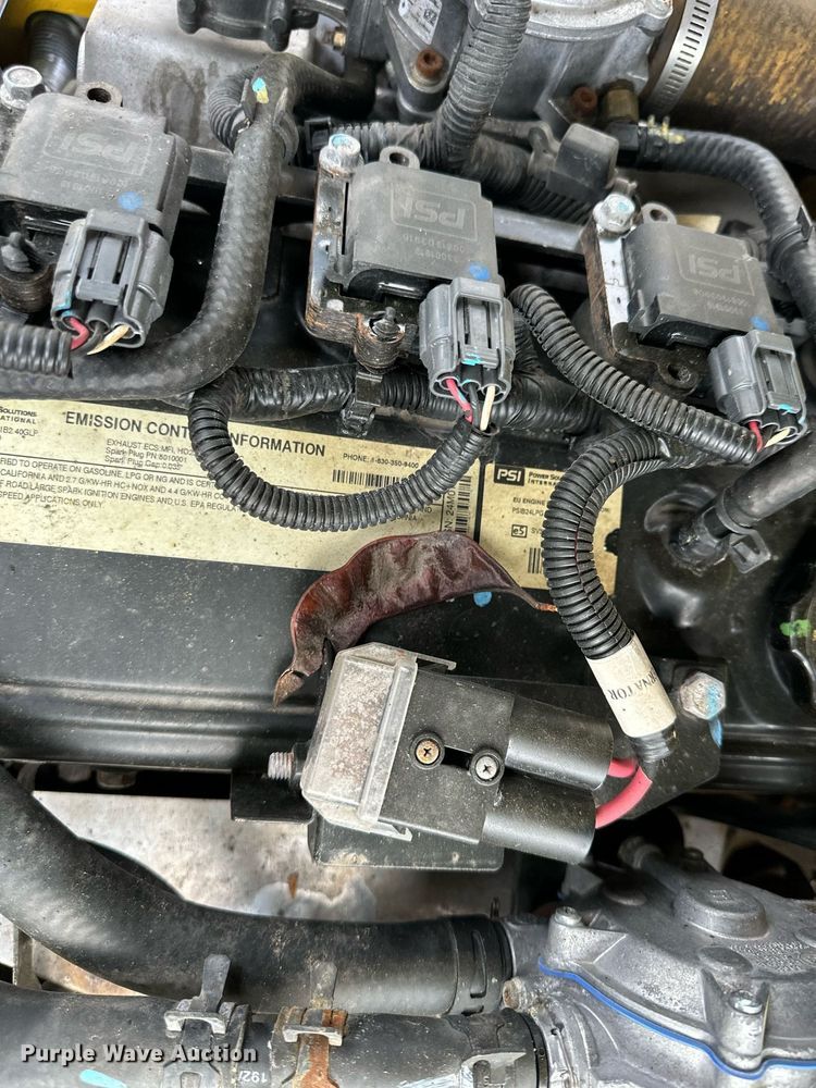 image for item DQ6564 Yale Veracitor 50VX forklift