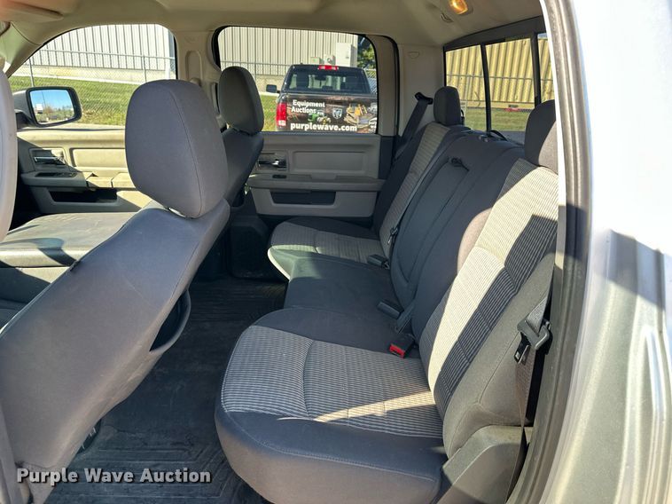 image for item DS3195 2009 Dodge Ram 1500 Crew Cab pickup truck