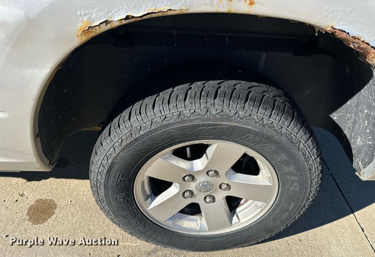 image for item DS3195 2009 Dodge Ram 1500 Crew Cab pickup truck