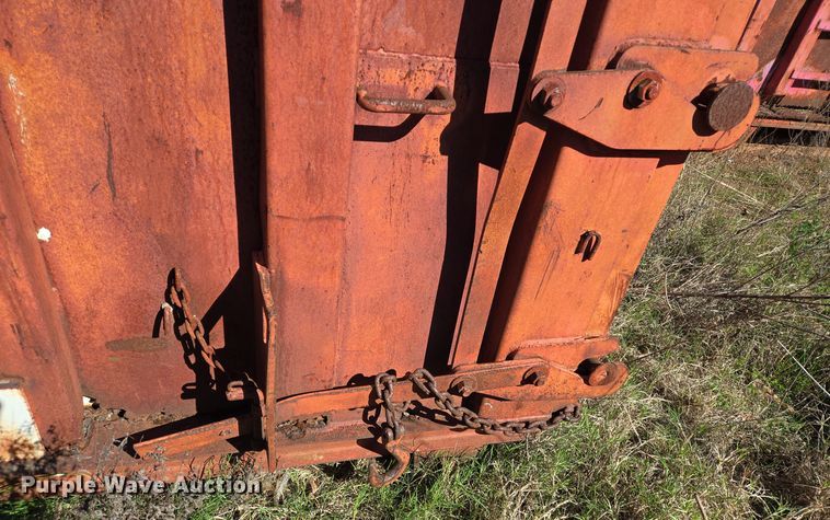 image for item DT5442 Roll-off container