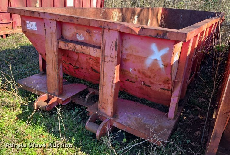 image for item DT5449 Roll-off container