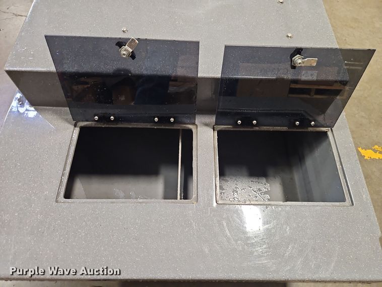 image for item DT7588 Fairway Cafe beverage cart slide-in