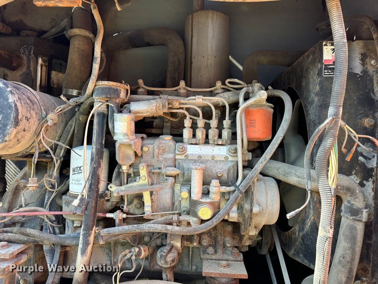 image for item DV5801 1999 Athey street sweeper truck