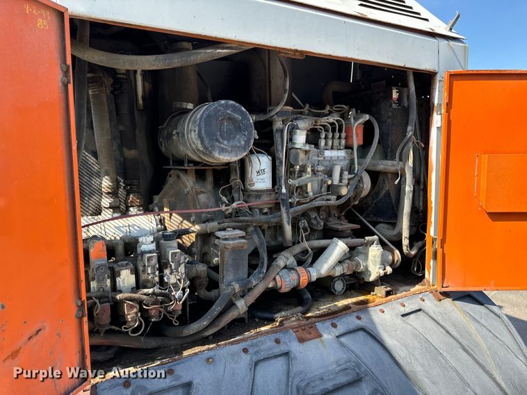 image for item DV5801 1999 Athey street sweeper truck