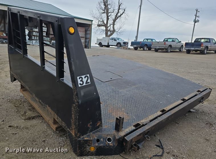 image for item DW3033 Flatbed