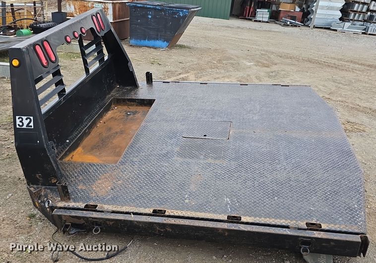 image for item DW3033 Flatbed