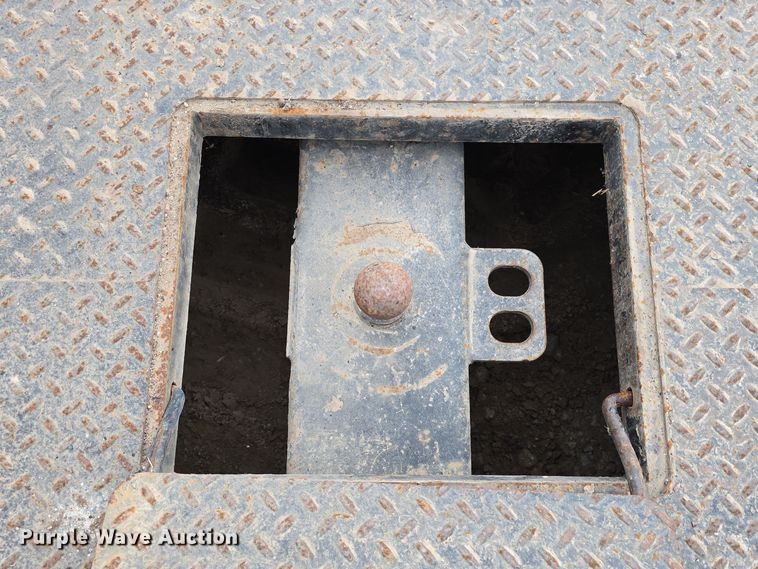 image for item DW3035 Flatbed