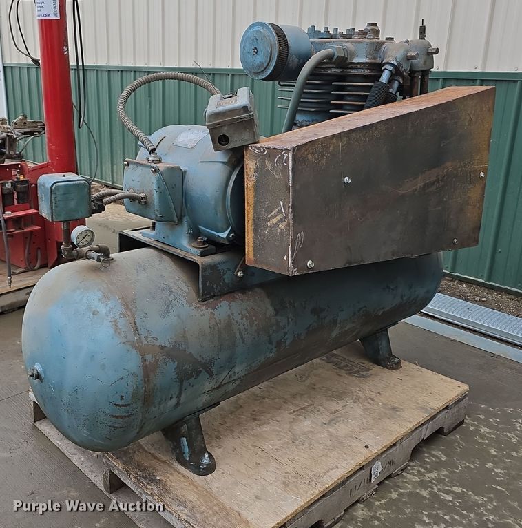 image for item DW3036 1964 Curtis MFG air compressor