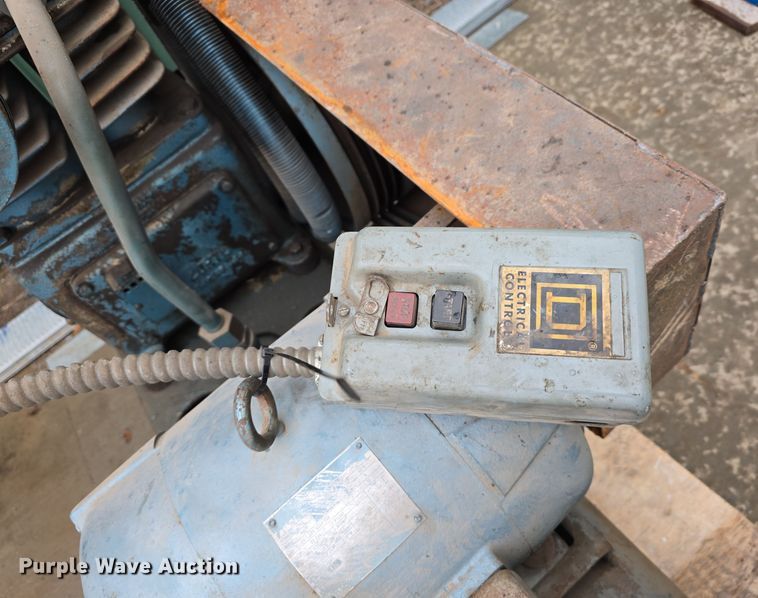 image for item DW3036 1964 Curtis MFG air compressor