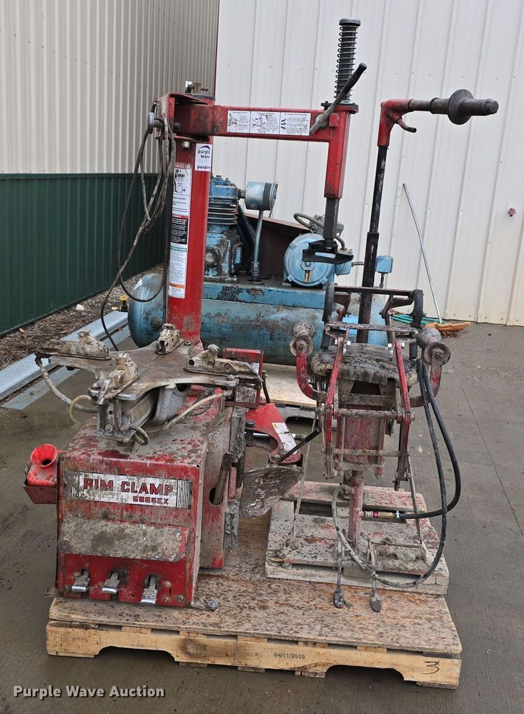 image for item DW3037 Coats 5065EX rim clamp tire machine