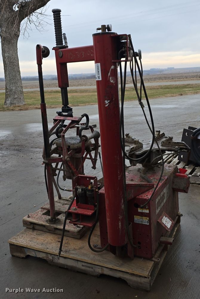 image for item DW3037 Coats 5065EX rim clamp tire machine