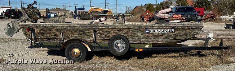 image for item DX1427 1975 Ranger Catfish Hunter boat