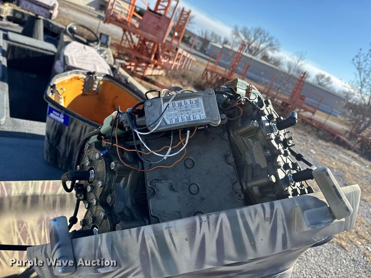 image for item DX1427 1975 Ranger Catfish Hunter boat