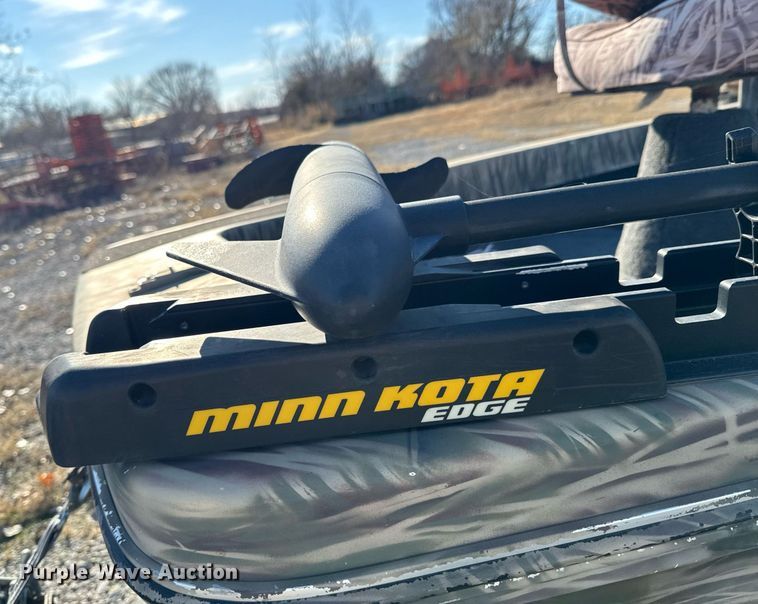 image for item DX1427 1975 Ranger Catfish Hunter boat