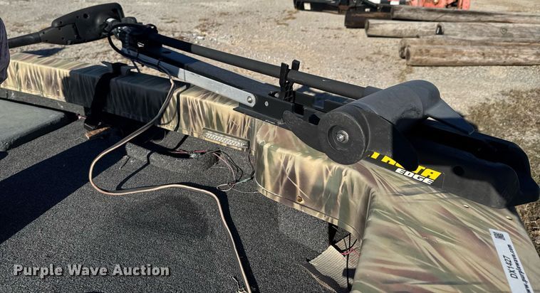 image for item DX1427 1975 Ranger Catfish Hunter boat