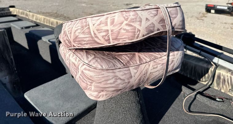 image for item DX1427 1975 Ranger Catfish Hunter boat