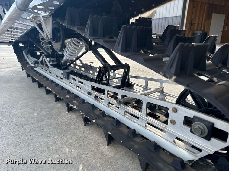 image for item DX3927 2013 Polaris 800 Pro RMK snowmobile