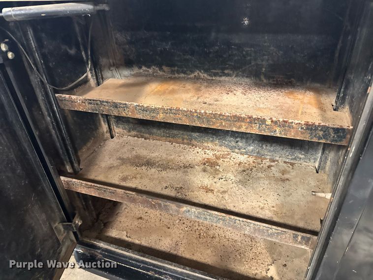 image for item DX3939 2011 Dodge Ram 5500 Crew Cab flatbed truck