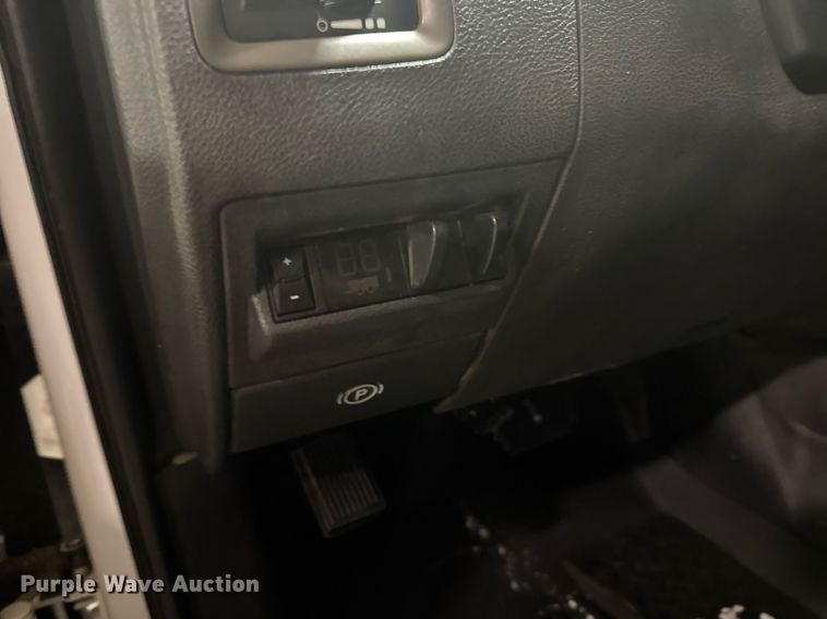 image for item DX3939 2011 Dodge Ram 5500 Crew Cab flatbed truck