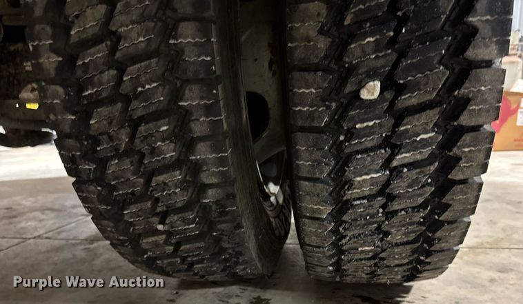 image for item DX3939 2011 Dodge Ram 5500 Crew Cab flatbed truck