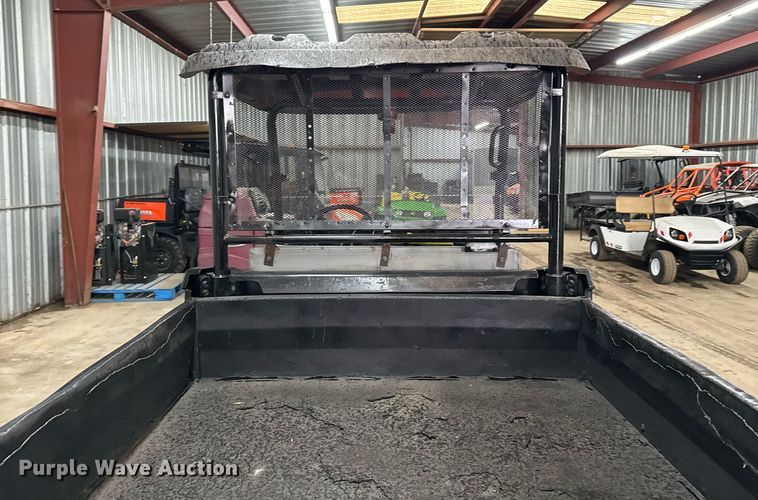 image for item EG2261 2010 Kubota RTV900 utility vehicle