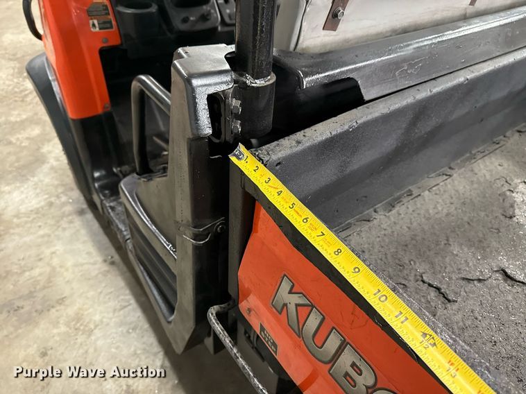 image for item EG2261 2010 Kubota RTV900 utility vehicle