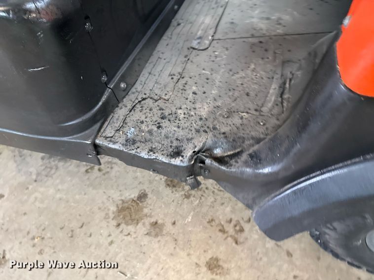 image for item EG2261 2010 Kubota RTV900 utility vehicle