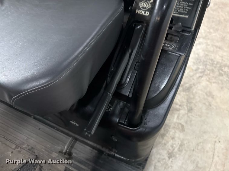 image for item EG2261 2010 Kubota RTV900 utility vehicle