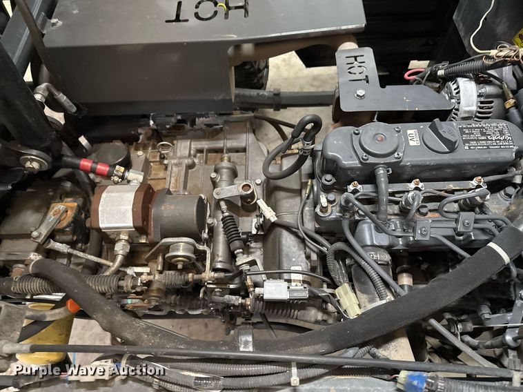 image for item EG2261 2010 Kubota RTV900 utility vehicle