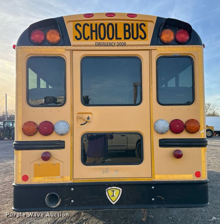 image for item EG2361 2009 IC PB105 school bus