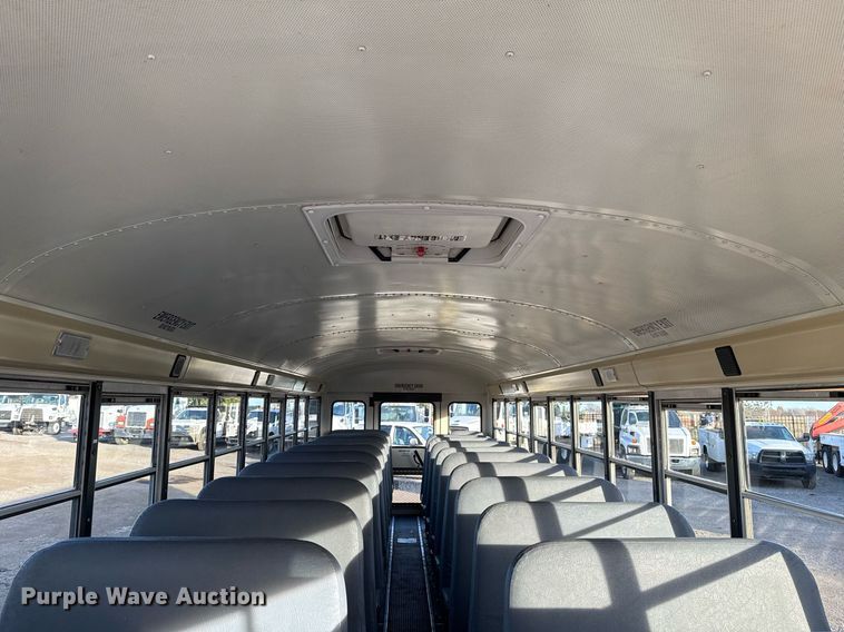 image for item EG2361 2009 IC PB105 school bus