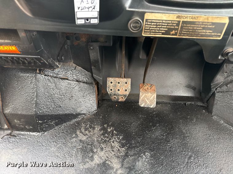 image for item EG2365 2008 Kubota RTV900 utility vehicle