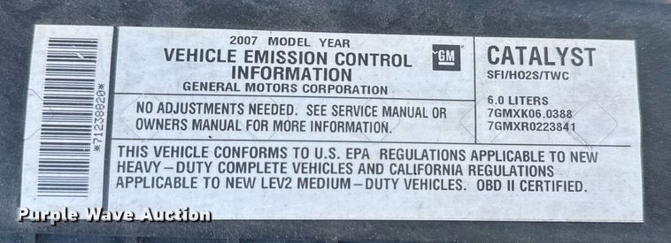 image for item EG2385 2007 Chevrolet  Express 3500 van with bucket lift