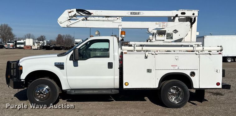 image for item EG2386 2009 Ford F350 Super Duty  bucket truck