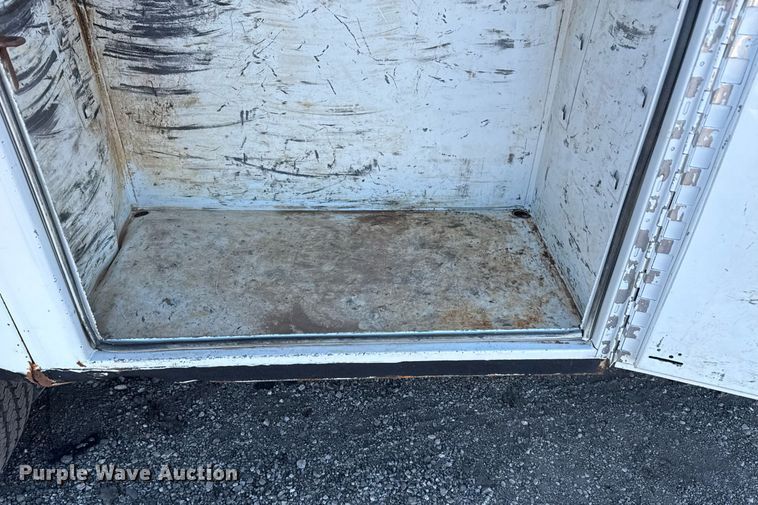 image for item EG2386 2009 Ford F350 Super Duty  bucket truck