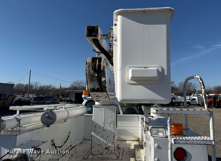image for item EG2386 2009 Ford F350 Super Duty  bucket truck