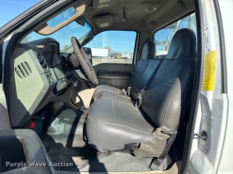 image for item EG2386 2009 Ford F350 Super Duty  bucket truck