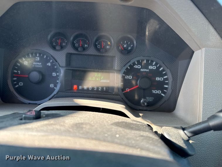 image for item EG2386 2009 Ford F350 Super Duty  bucket truck