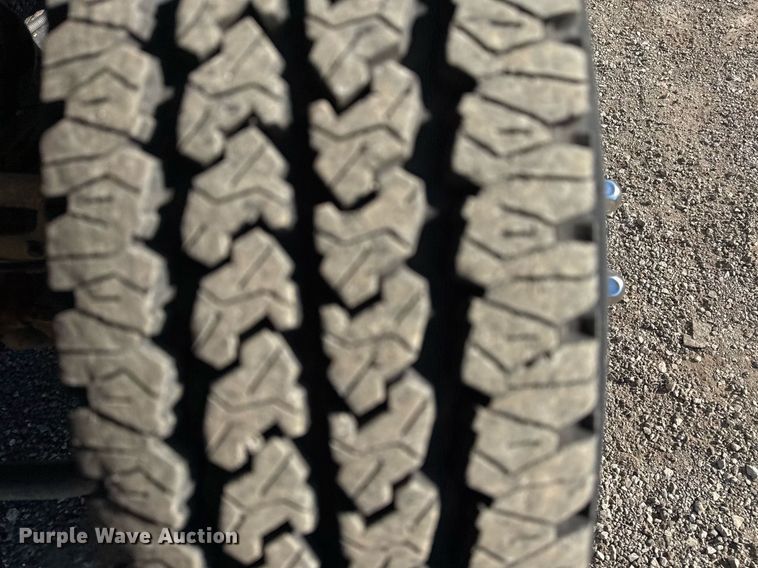 image for item EG2386 2009 Ford F350 Super Duty  bucket truck