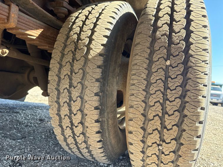 image for item EG2386 2009 Ford F350 Super Duty  bucket truck