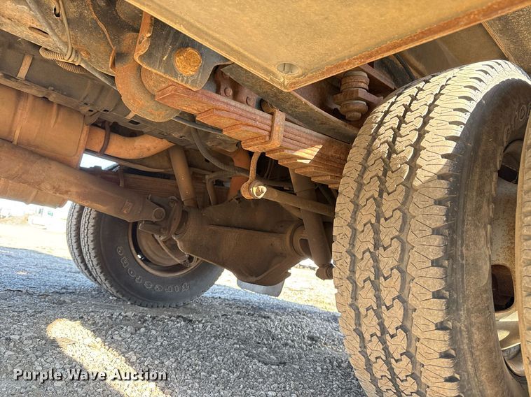 image for item EG2386 2009 Ford F350 Super Duty  bucket truck