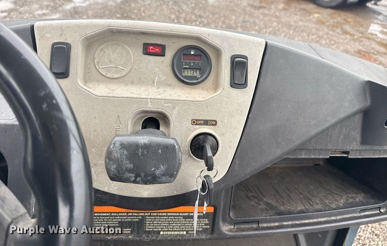 image for item EG2427 2014 Club Car Carryall 550 golf cart