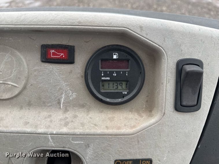 image for item EG2427 2014 Club Car Carryall 550 golf cart